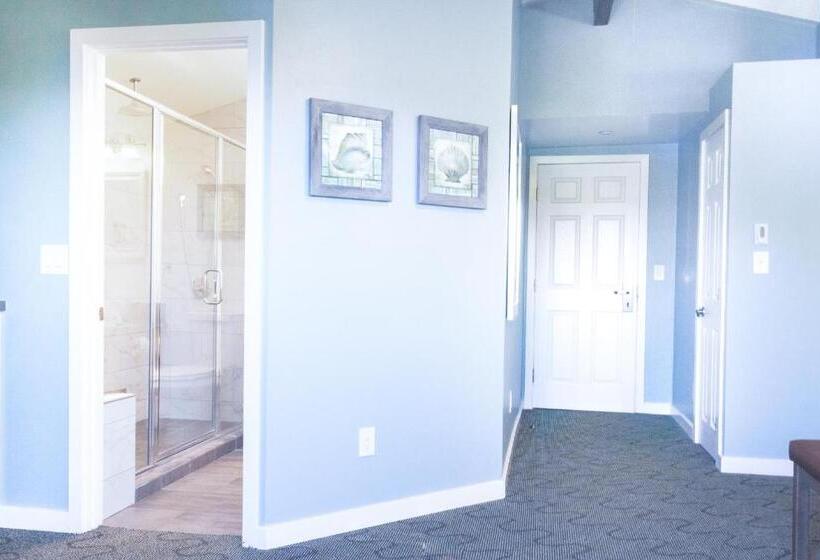 Отель Ocean Echo Inn & Beach Cottages