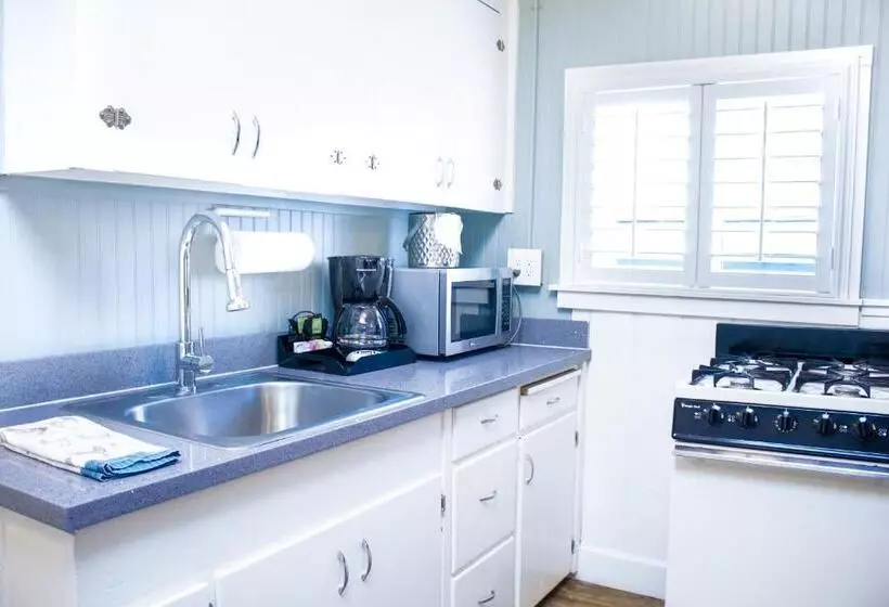 בית מלון כפרי Ocean Echo Inn & Beach Cottages