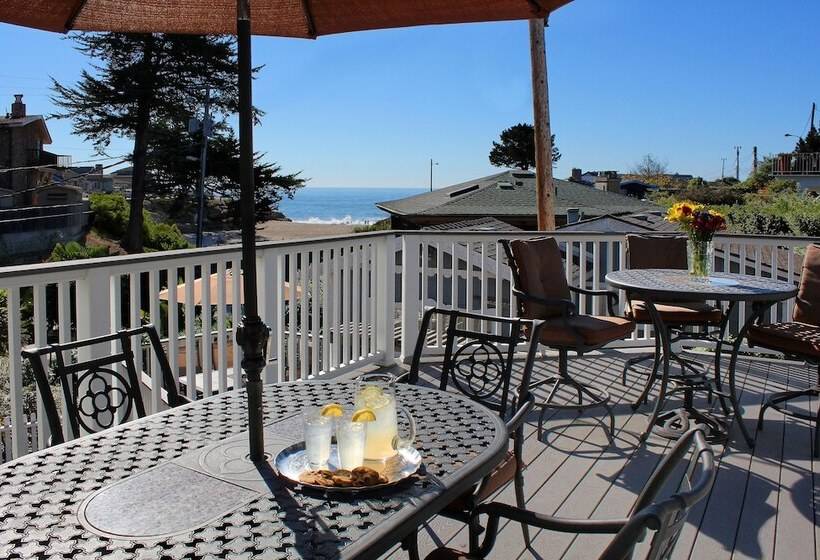 Отель Ocean Echo Inn & Beach Cottages