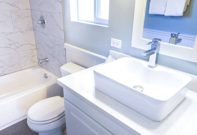 Отель Ocean Echo Inn & Beach Cottages