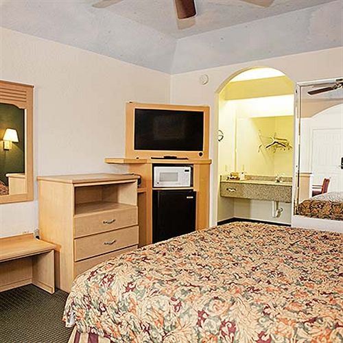 ホテル Palace Inn &Suites Willowbrook