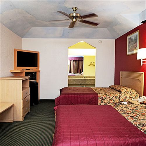 ホテル Palace Inn &Suites Willowbrook