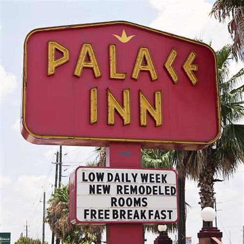 ホテル Palace Inn &Suites Willowbrook