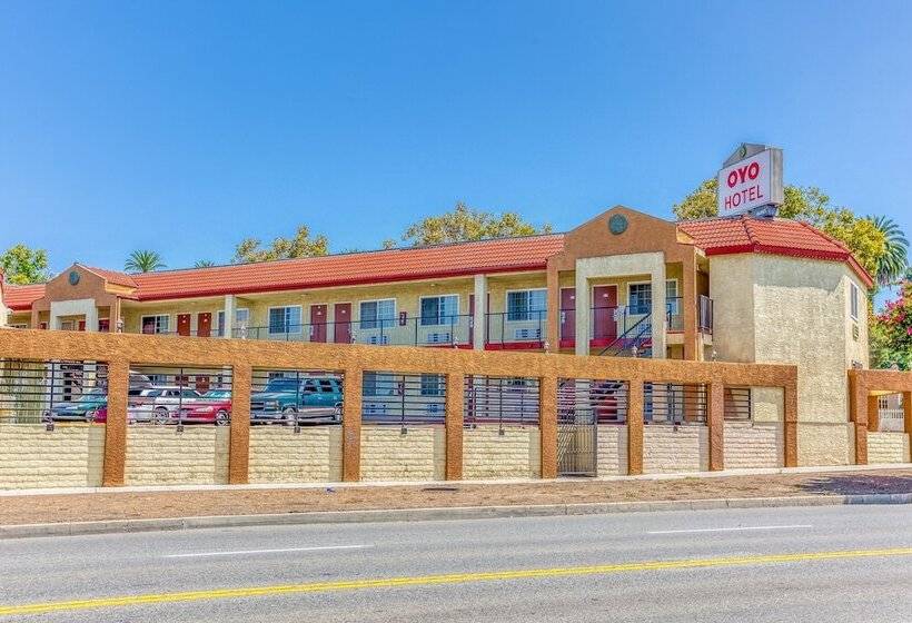 فندق Passport Inn