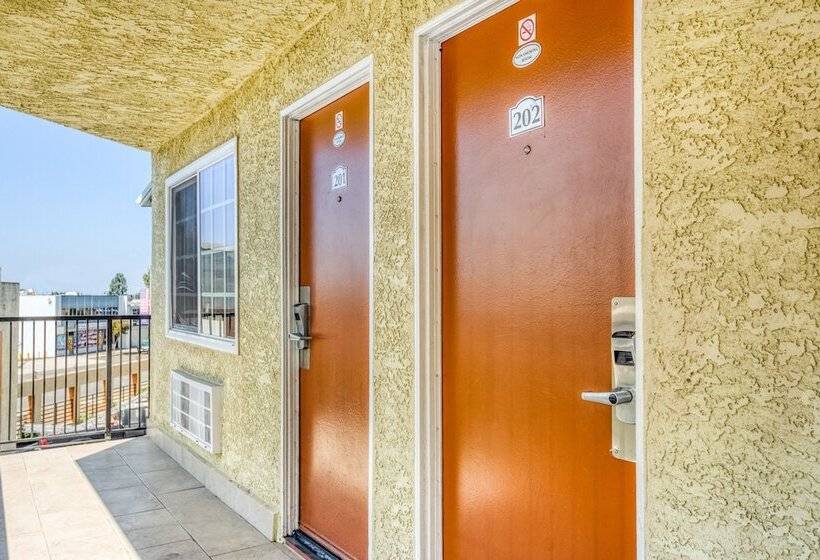 فندق Passport Inn