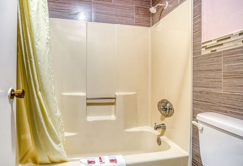 فندق Passport Inn