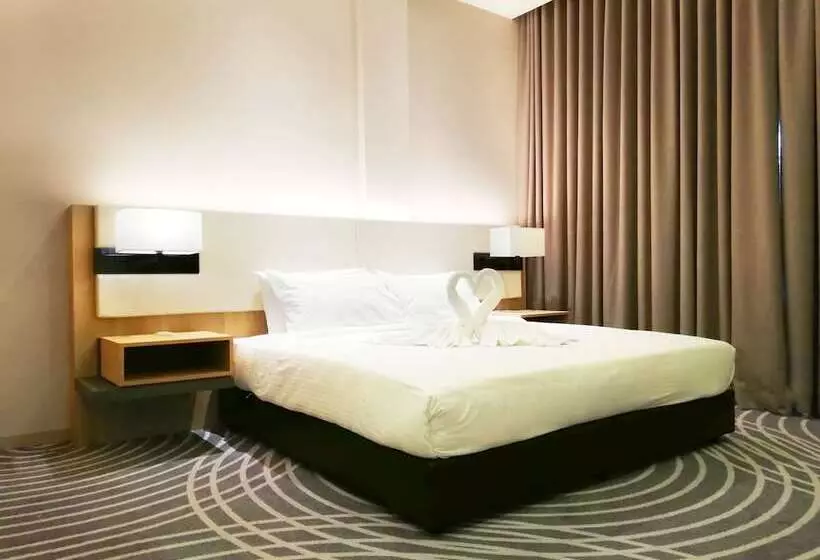 هتل Regalia Upper View