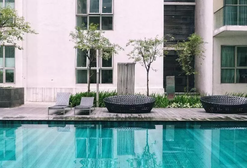 هتل Regalia Upper View