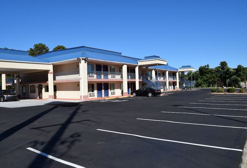 בית מלון כפרי Royal Inn & Suites