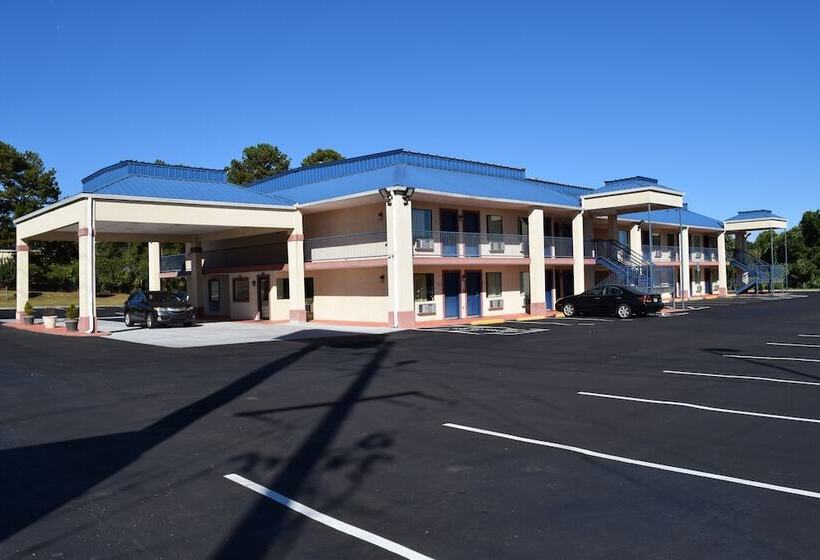 בית מלון כפרי Royal Inn & Suites