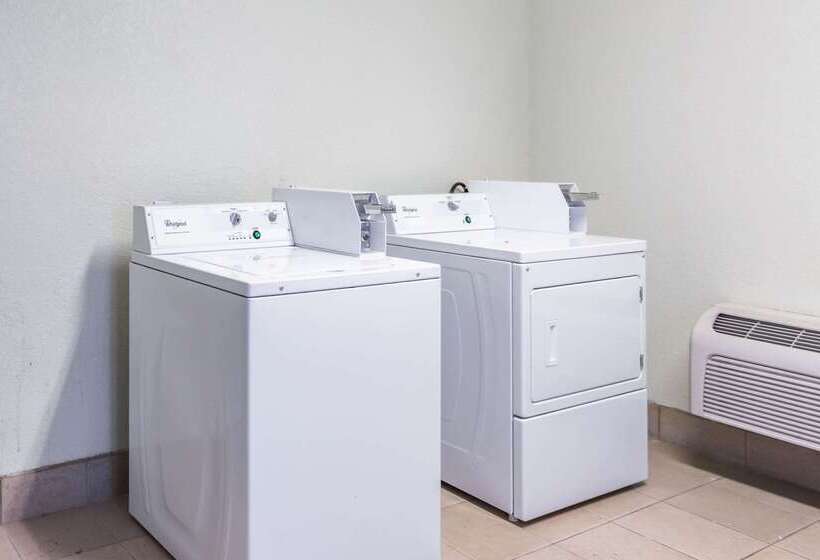 בית מלון כפרי Suburban Studios Beaumont