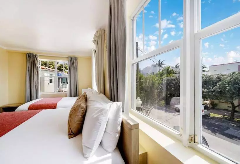 هتل Villa Italia South Beach