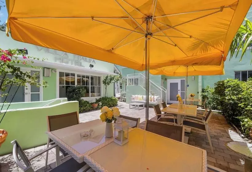 هتل Villa Italia South Beach