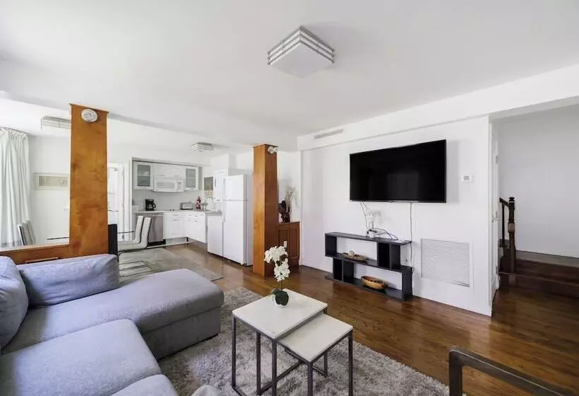 هتل Villa Italia South Beach
