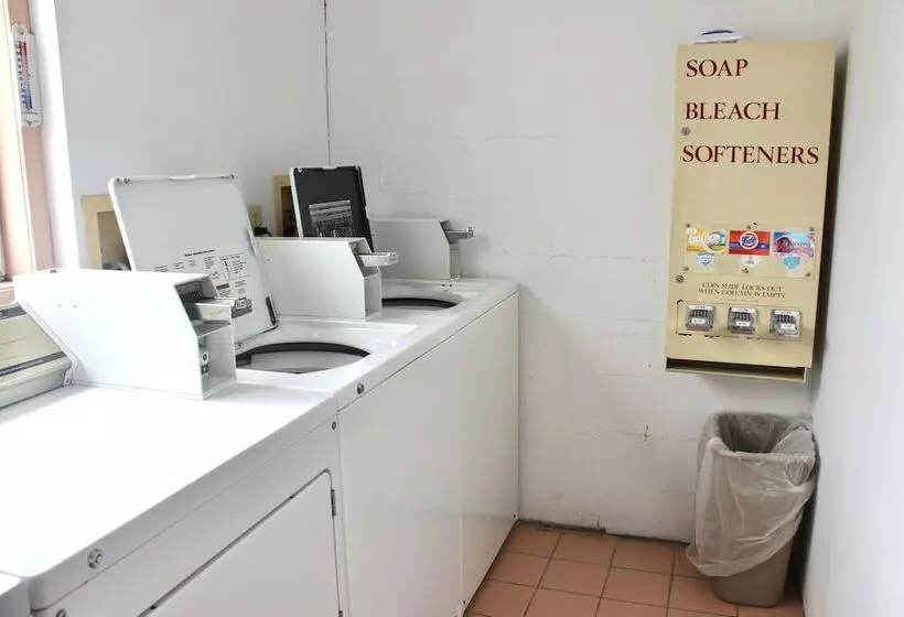 호텔 Wild Dunes Inn