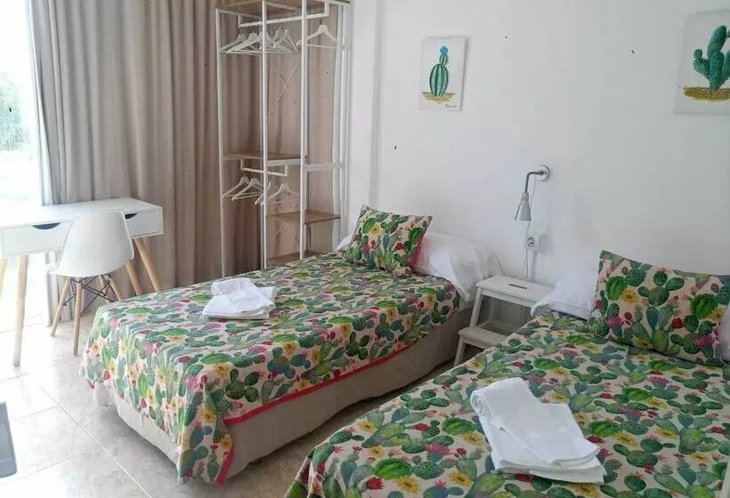 La Moraga De Poniente Malaga Hostel