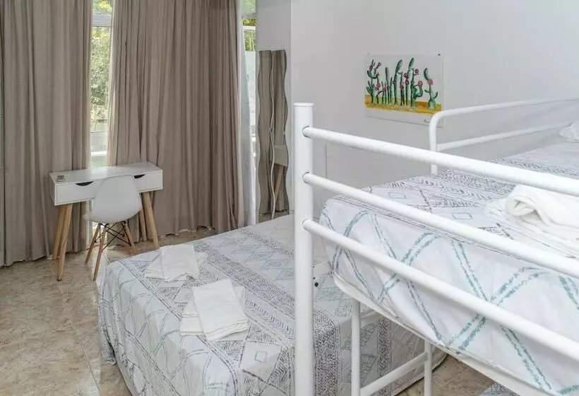La Moraga De Poniente Malaga Hostel