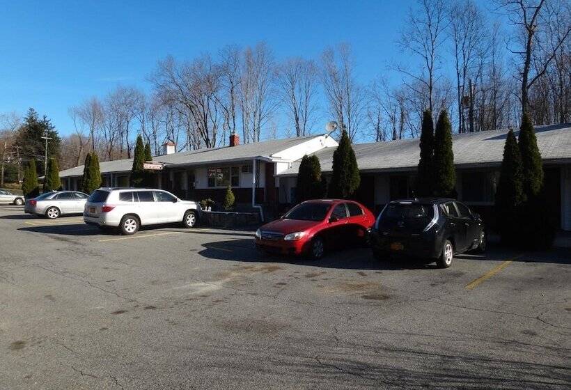 Мотель Budget Motor Inn Mahopac
