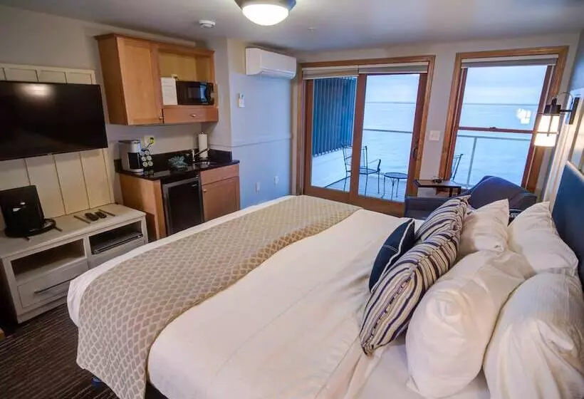 منتجع Beacon Pointe On Lake Superior