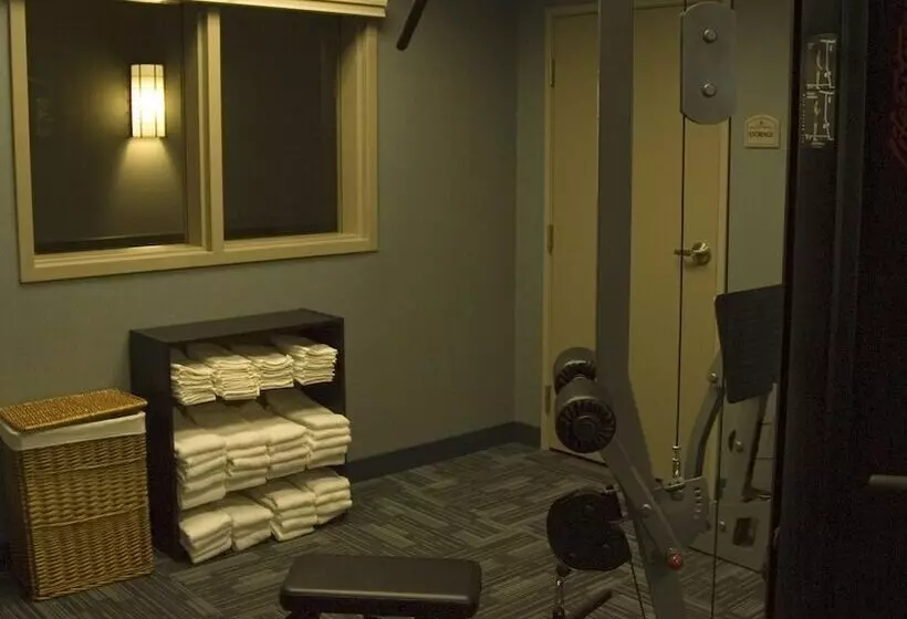 منتجع Beacon Pointe On Lake Superior