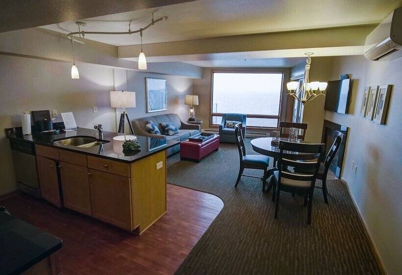 منتجع Beacon Pointe On Lake Superior