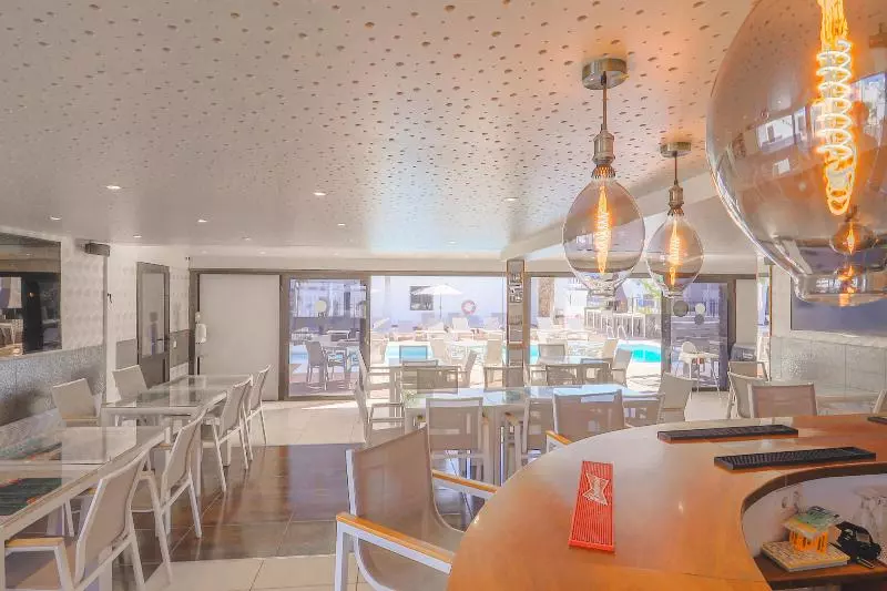 استراحتگاه Club Atlántico