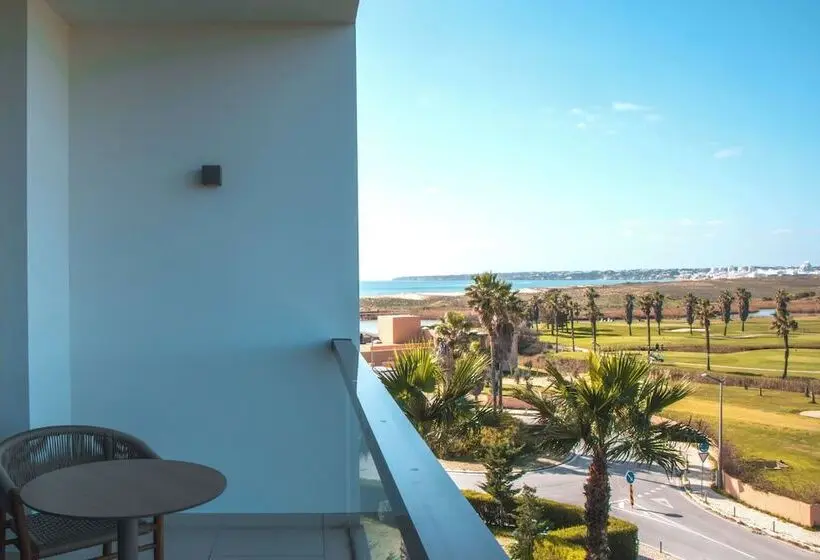 Wine & Books by the Sea, Algarve Resort