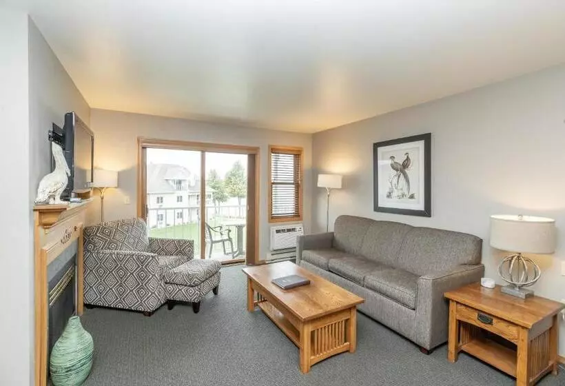 Westwood Shores Waterfront Resort