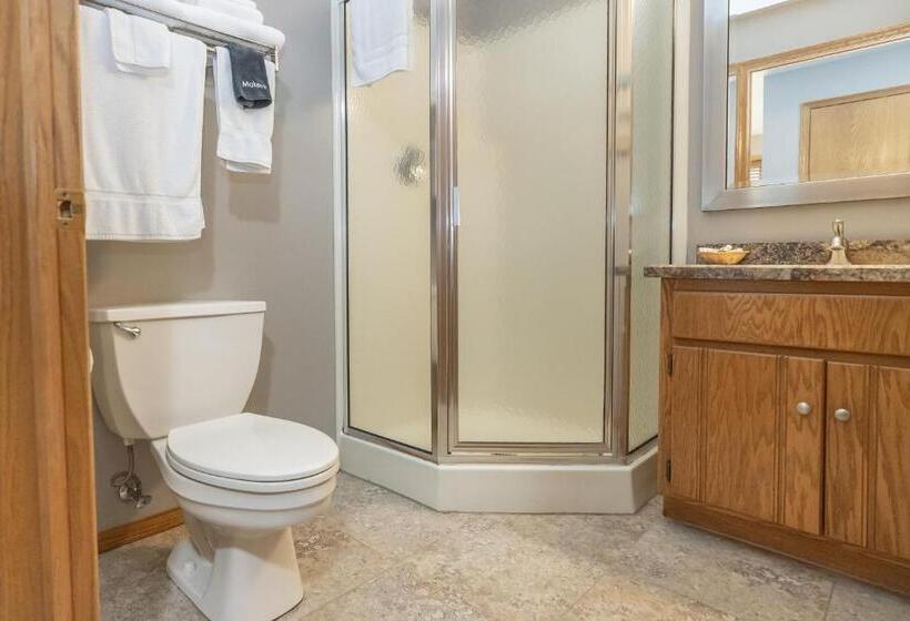 Westwood Shores Waterfront Resort