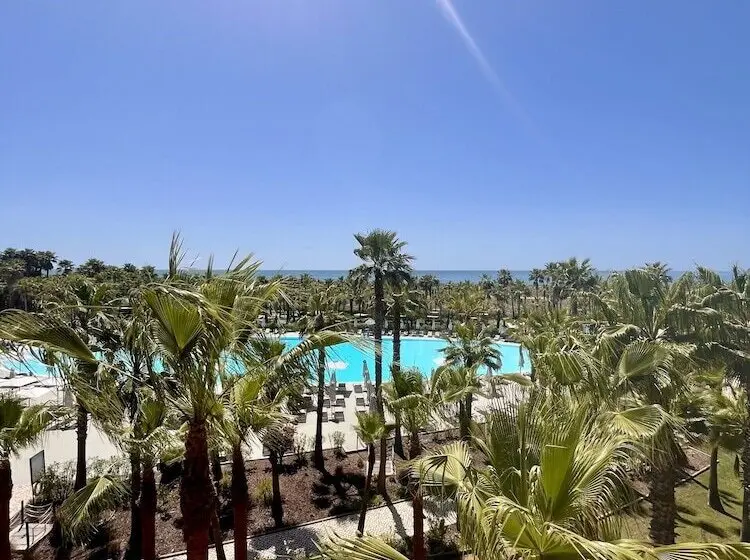 Wine & Books by the Sea, Algarve Resort