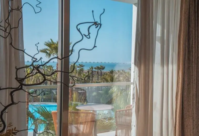 Wine & Books by the Sea, Algarve Resort