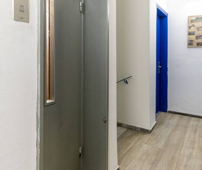 호스텔 Sparta Team