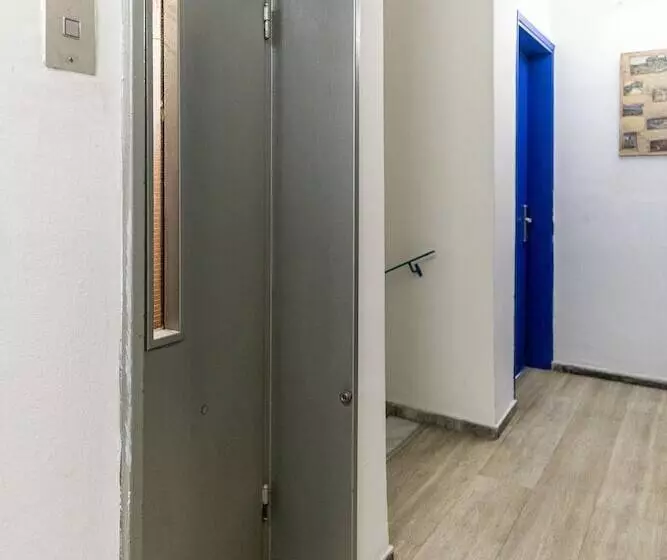 ユースホステル Sparta Team