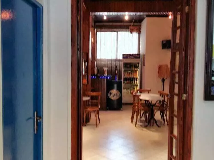 ユースホステル Sparta Team