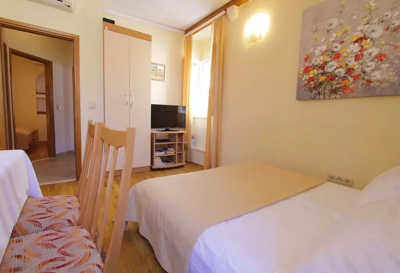 Apartments Kovac Old Town