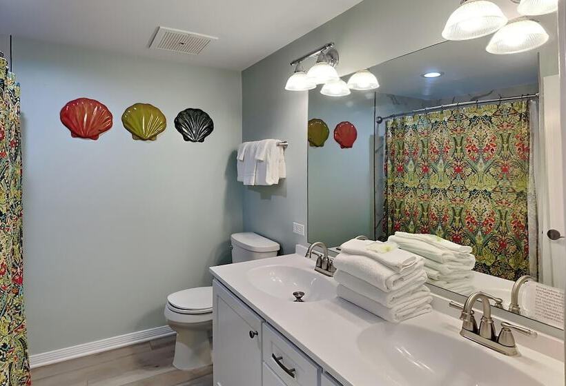 Caribbean Resort #1102