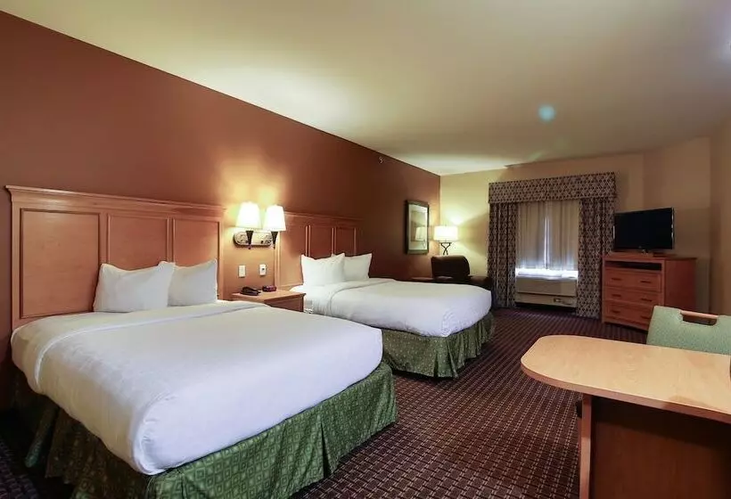 Hawthorn Extended Stay By Wyndham Minot