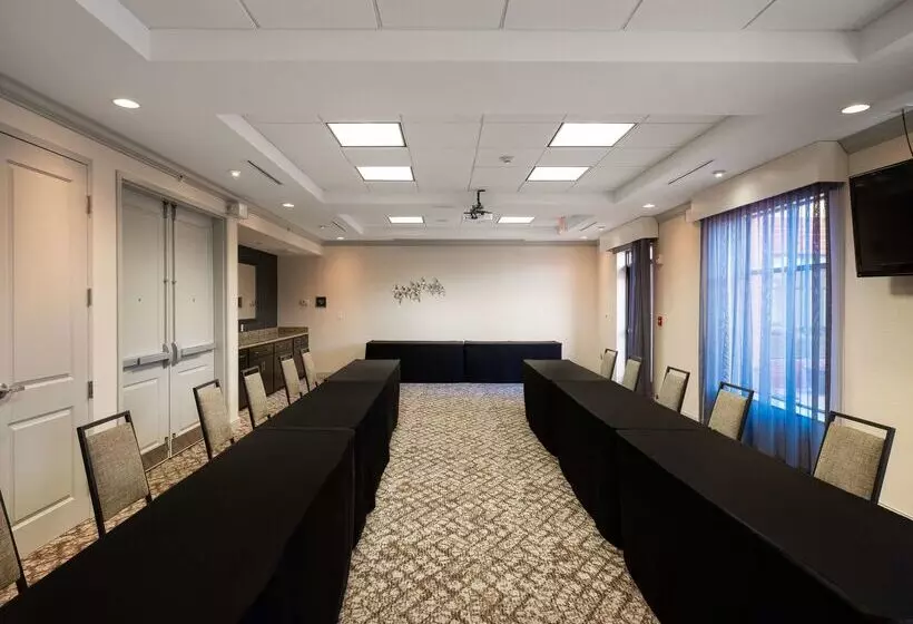 Homewood Suites By Hilton Joplin