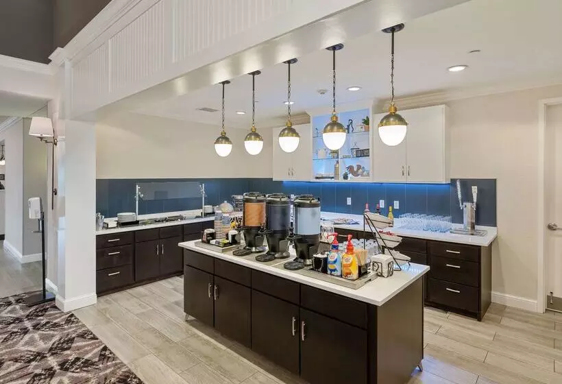 Homewood Suites By Hilton Joplin