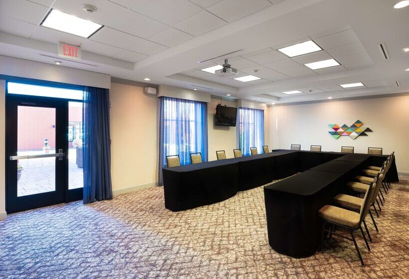 Homewood Suites By Hilton Joplin