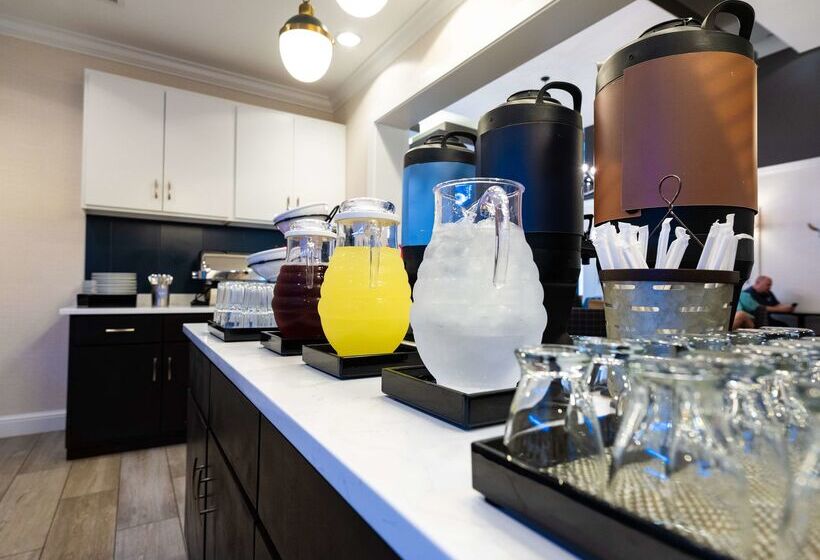 Homewood Suites By Hilton Joplin