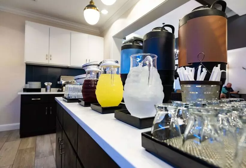 Homewood Suites By Hilton Joplin