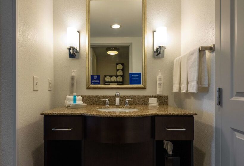 Homewood Suites By Hilton Joplin