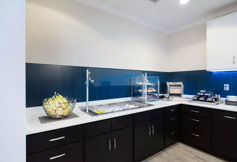 Homewood Suites By Hilton Joplin