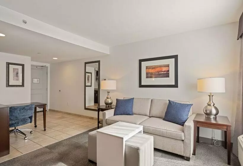 Homewood Suites By Hilton Joplin