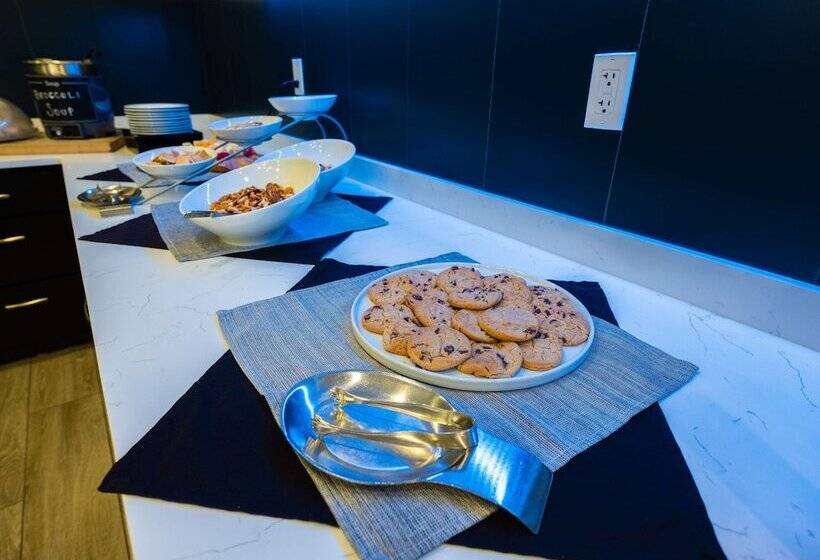 Homewood Suites By Hilton Joplin