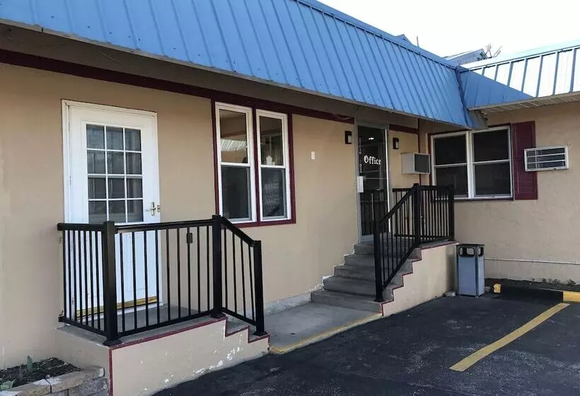 호텔 Budget Inn Marinette