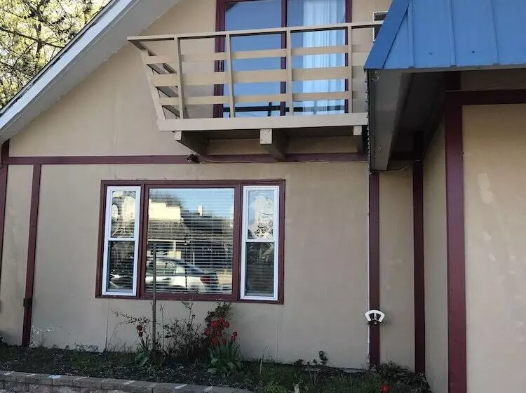 호텔 Budget Inn Marinette