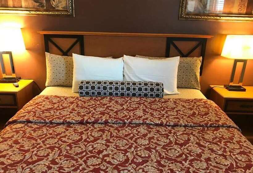 فندق Budget Inn Marinette