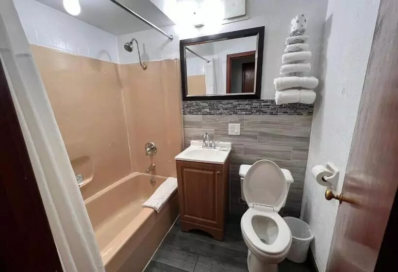 호텔 Budget Inn Marinette